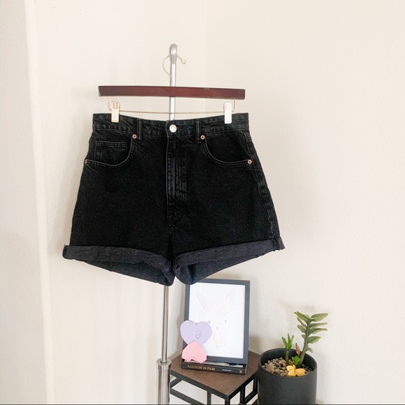 Zara Pants - PRICE IS FIRM. Zara Mom Shorts.